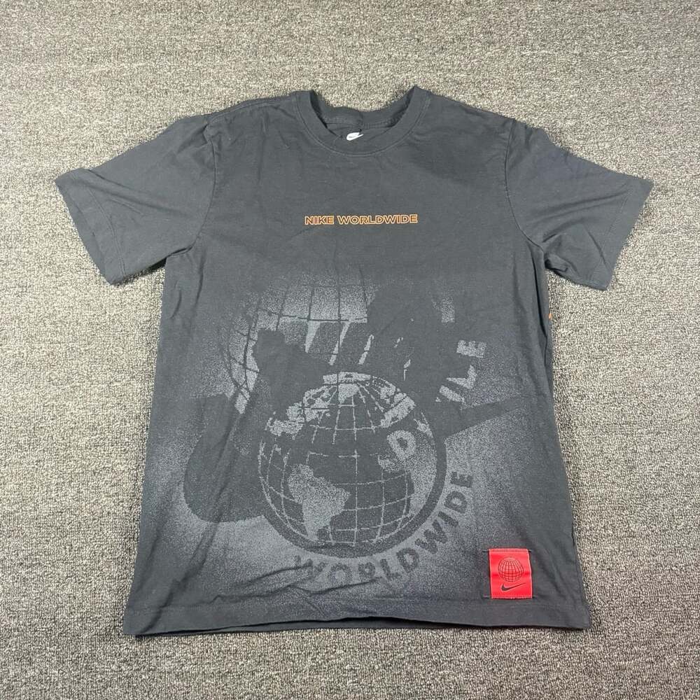 Nike Worldwide T-Shirt Size M Black Graphic Tee